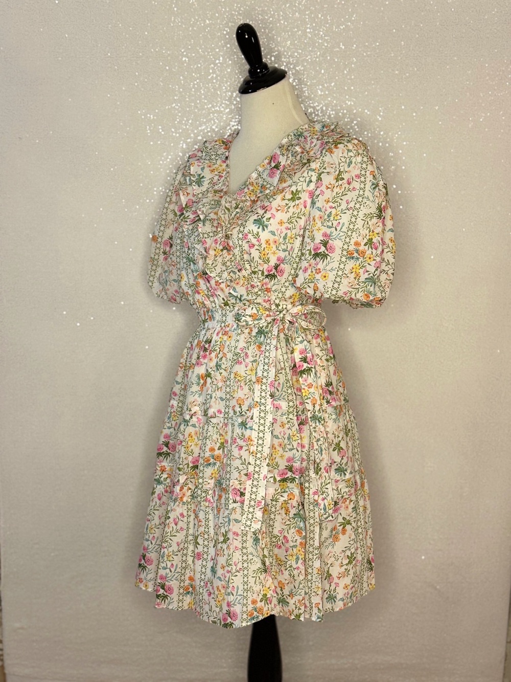 J.Marie Nora Ruffle Wrap Dress Large Floral Puff Sleeve Cotton NWT - Picture 15 of 16